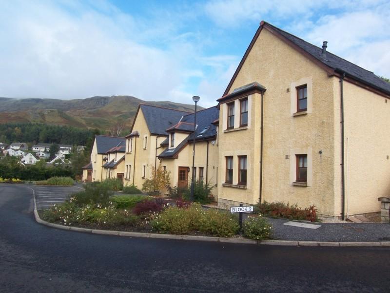 Cockalane View, Strathblane, G63 2 bed flat to rent £895 pcm (£207 pw)