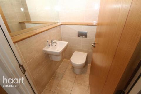2 bedroom flat for sale, Wimbledon Street, Leicester