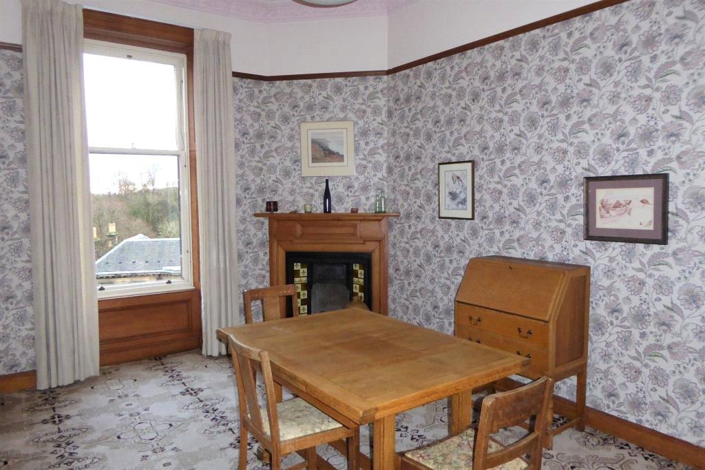 Botanic Crescent, Glasgow, G20 2 bed flat £1,260 pcm (£291 pw)
