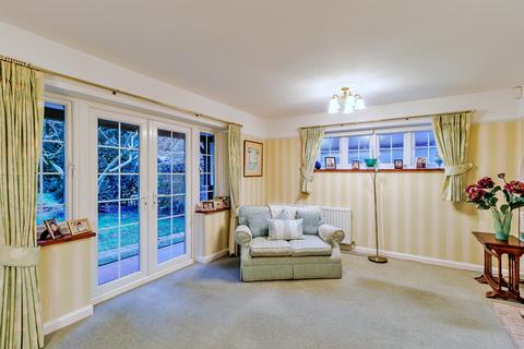 31 Highland Road, Amersham, HP7 9AX