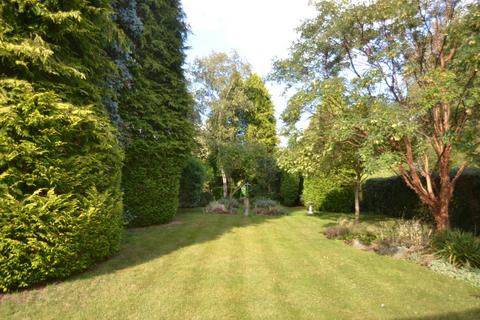 31 Highland Road, Amersham, HP7 9AX
