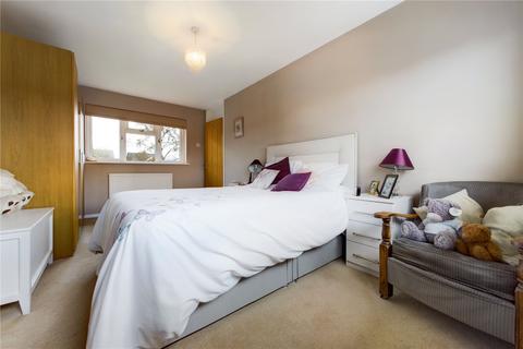 32 Chestnut Crescent, Shinfield, Reading, RG2 9EJ