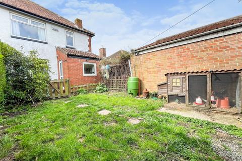 3 bedroom semi-detached house for sale - North Road, Hetton-le-Hole, Houghton Le Spring, Tyne and Wear, DH5 9JU