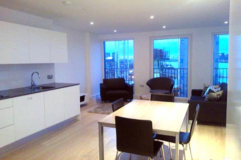 2 bedroom flat to rent, Mast Quay, London SE18