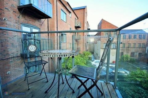 Studio to rent, Lambert Street, Sheffield, South Yorkshire, UK, S3