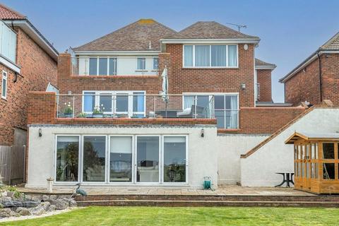 4 bedroom detached house for sale, Lodwick, Shoeburyness, Essex, SS3