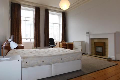 4 bedroom flat to rent, 21, West Maitland Street, Edinburgh, EH12 5EA