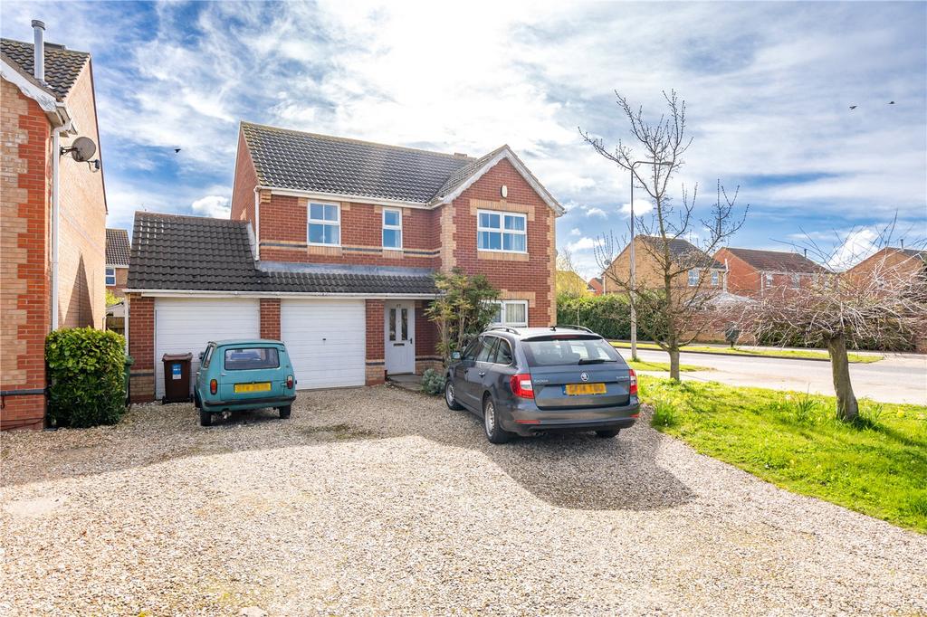 Wren Crescent, Scartho Top, Grimsby, Lincolnshire, DN33 4 bed detached