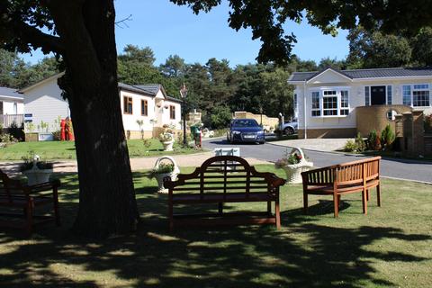 2 bedroom park home for sale - Bordon, Hampshire, GU35