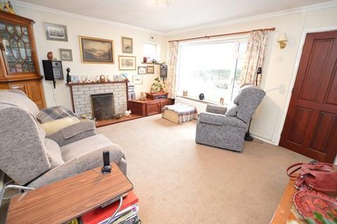 1 Maple Close, Market Drayton, TF9 1NT