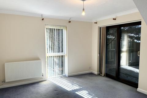 1 Llys Llanfair, Llandovery, SA20 0HU