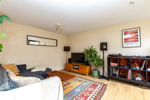 84 High Kingsdown, Bristol, BS2 8ER