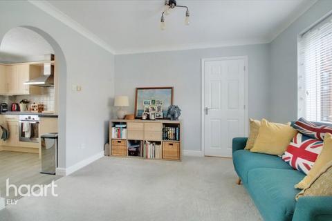 3 bedroom detached house for sale - The Row, Sutton