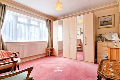 19 The Chase, Ickenham, Uxbridge, UB10 8SS