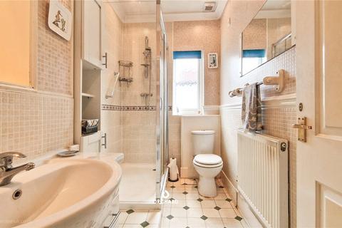 19 The Chase, Ickenham, Uxbridge, UB10 8SS