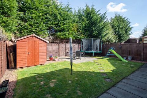 115 Braidpark Drive, Giffnock, Glasgow, G46 6LY