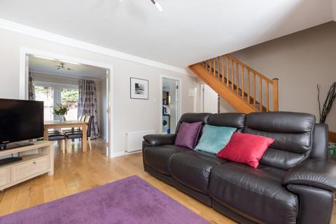 115 Braidpark Drive, Giffnock, Glasgow, G46 6LY