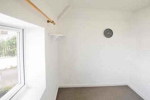 21 Everett Close, Wells, BA5 3JG