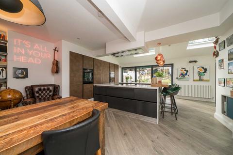 28 Shendish Edge, Hemel Hempstead, HP3 9SZ