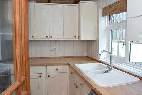 52 Cornwall Street, Bere Alston, Yelverton, PL20 7BG