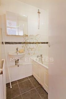 181 Hazel Grove, London, SE26 4JJ