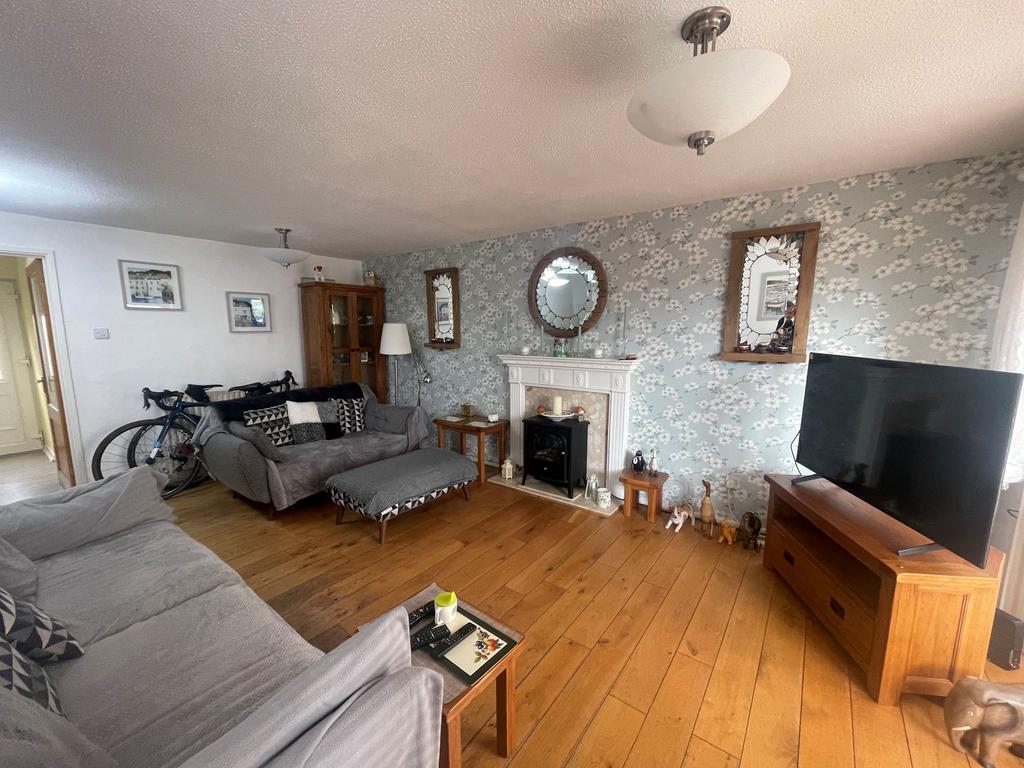 Crossgill, Albany, Washington, Tyne... 3 bed terraced house £130,000