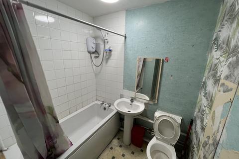 2 bedroom flat to rent, Dollery Drive, Birmingham B5