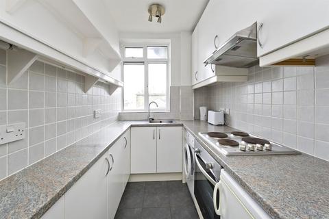 1 bedroom flat for sale, Chepstow Court, Chepstow Crescent, London, W11