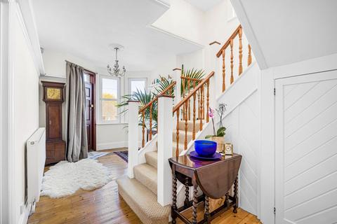 4 bedroom detached house for sale - Mount Grace Road, Potters Bar, EN6 1RD