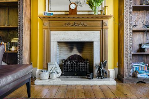 4 bedroom detached house for sale - Mount Grace Road, Potters Bar, EN6 1RD