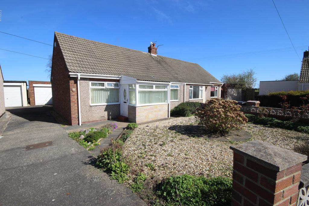 Langley Avenue, Shiremoor, Newcastle... 2 bed semidetached bungalow