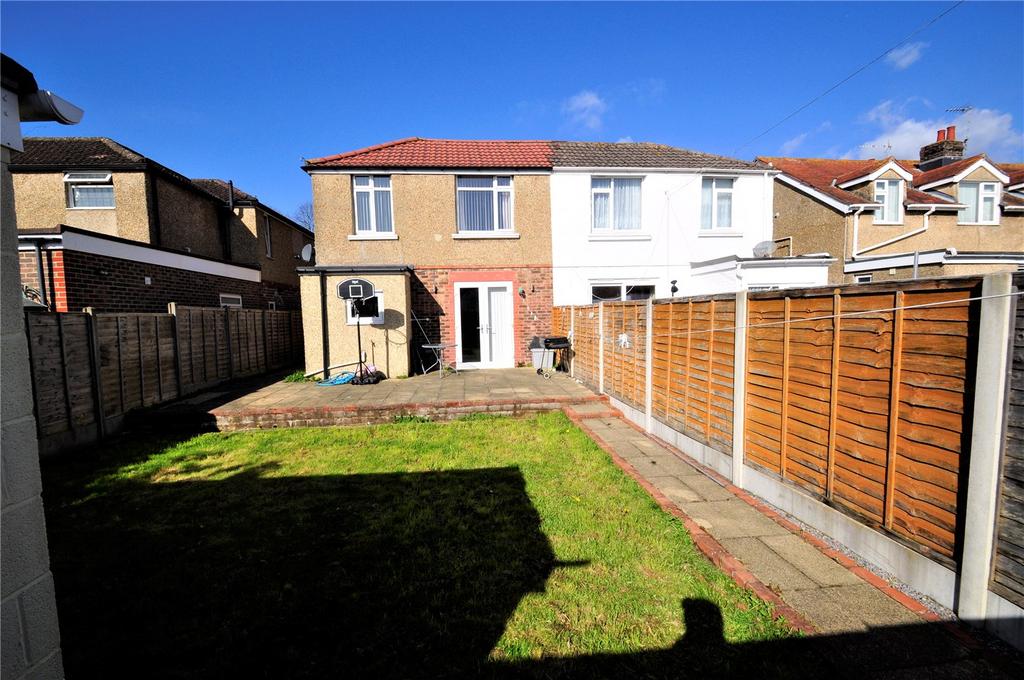 Oval Gardens, Alverstoke, Gosport, Hampshire, PO12 3 bed semidetached house for sale £300,000