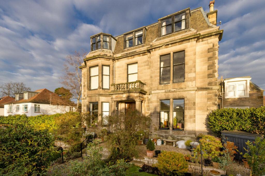 Morningside Place, Edinburgh EH10 1 bed ground floor flat £375,000