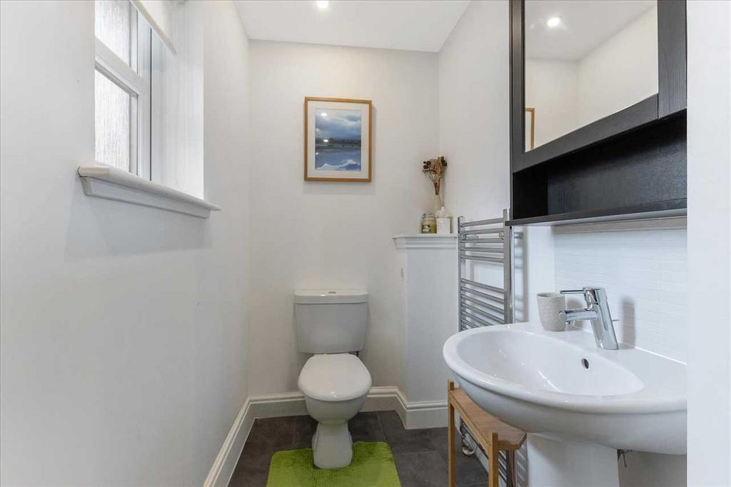 En-Suite (2)