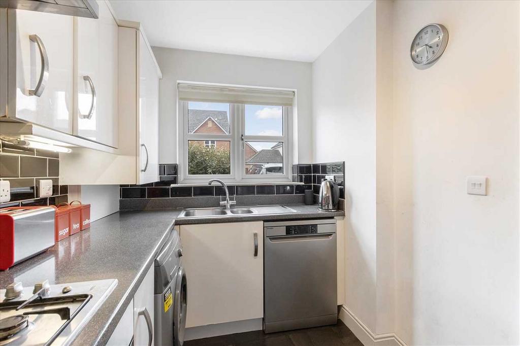 Kitchen (2)