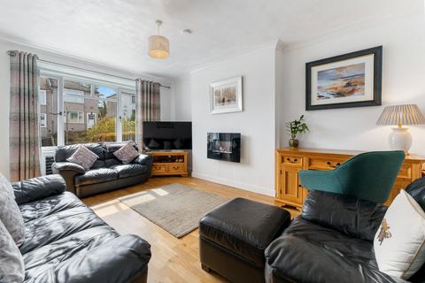 10 Cromarty Gardens, Clarkston, Glasgow, G76 8PA