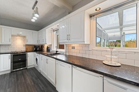 10 Cromarty Gardens, Clarkston, Glasgow, G76 8PA