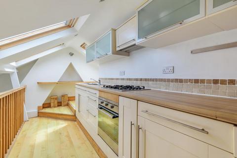 9a Pevensey Road, London, SW17 0HP