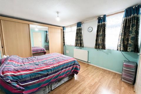 8 Diamond Close, Ashton-under-lyne, OL6 9JR