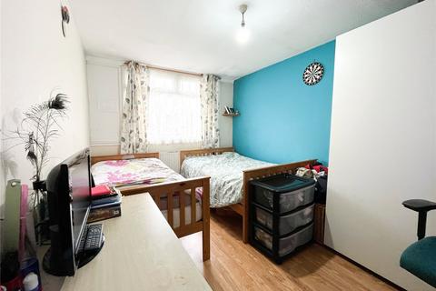 8 Diamond Close, Ashton-under-lyne, OL6 9JR