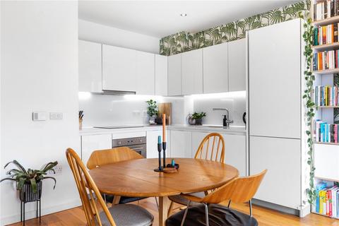 1 bedroom apartment for sale, Murrain Road, London, N4