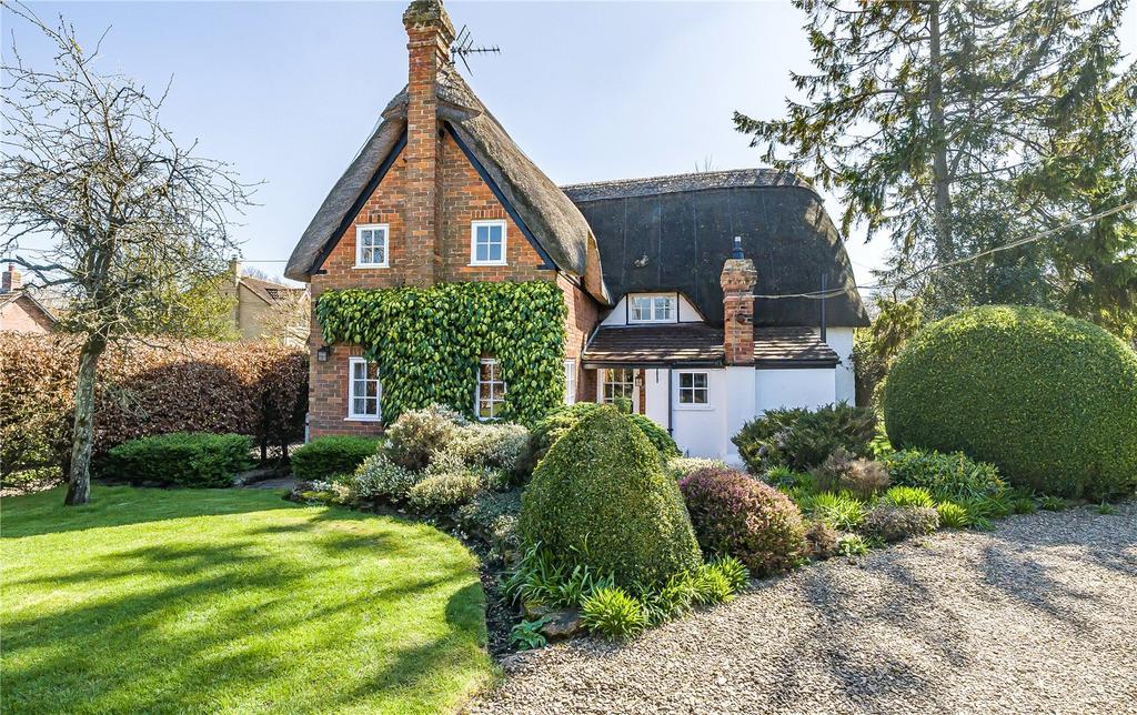 Great Hinton, Trowbridge, Wiltshire, BA14 4 bed detached house for sale