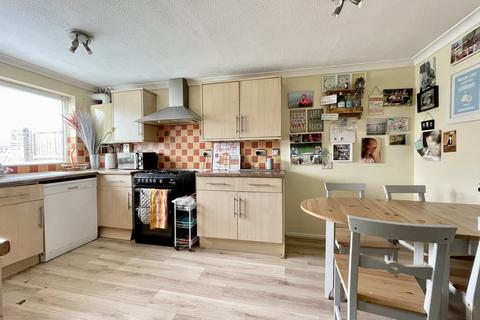 undefined, Aylesbury Avenue, Eastbourne, East Sussex, BN23