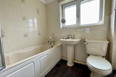 undefined, Aylesbury Avenue, Eastbourne, East Sussex, BN23