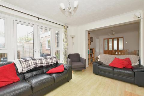 8 Arlington Crescent, East Preston, Littlehampton, BN16 1DL