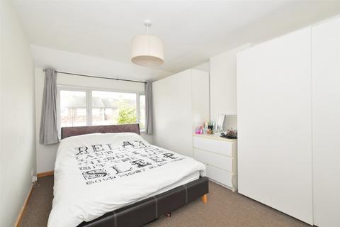 8 Arlington Crescent, East Preston, Littlehampton, BN16 1DL