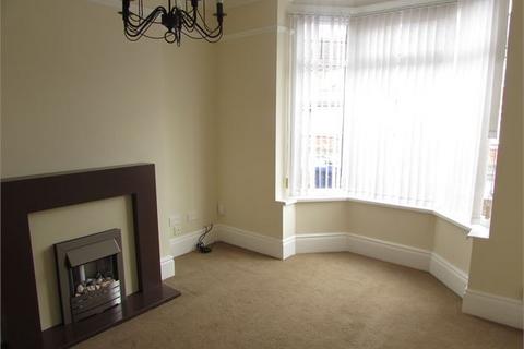 3 bedroom terraced house to rent, Cecil Avenue, Warmsworth, Warmsworth,