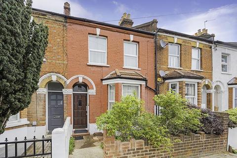 3 bedroom terraced house to rent, Ferrers Road, London SW16