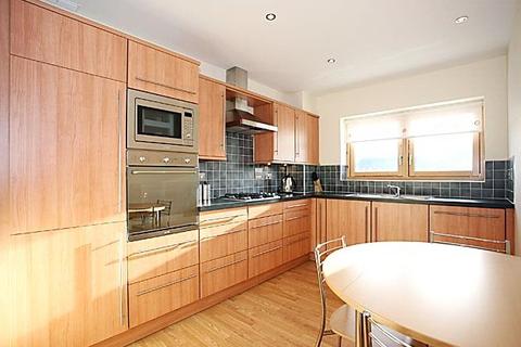 2 bedroom flat to rent - Polmuir Road, City Centre, Aberdeen, AB11