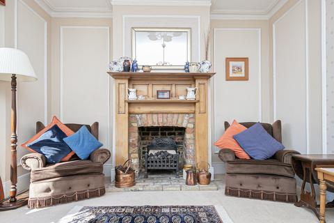 Weblands Epping Road, Roydon, Harlow, CM19 5HU